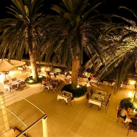 Indijan Hotel 4*