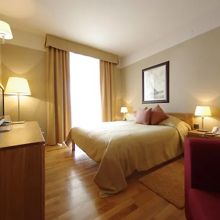 Indijan Hotel 4*