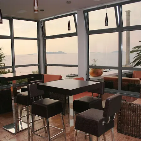 Indijan Hotel Orebić