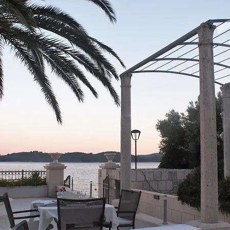 Indijan Hotel Orebić