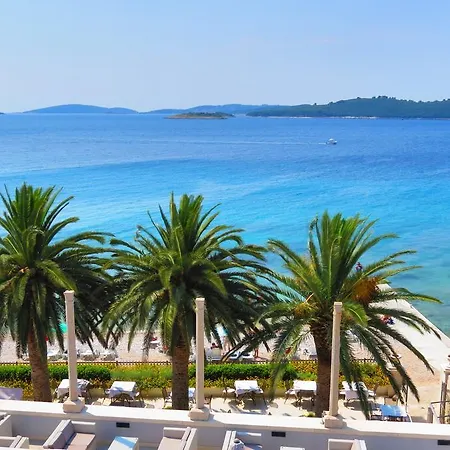 Indijan Hotel 4*
